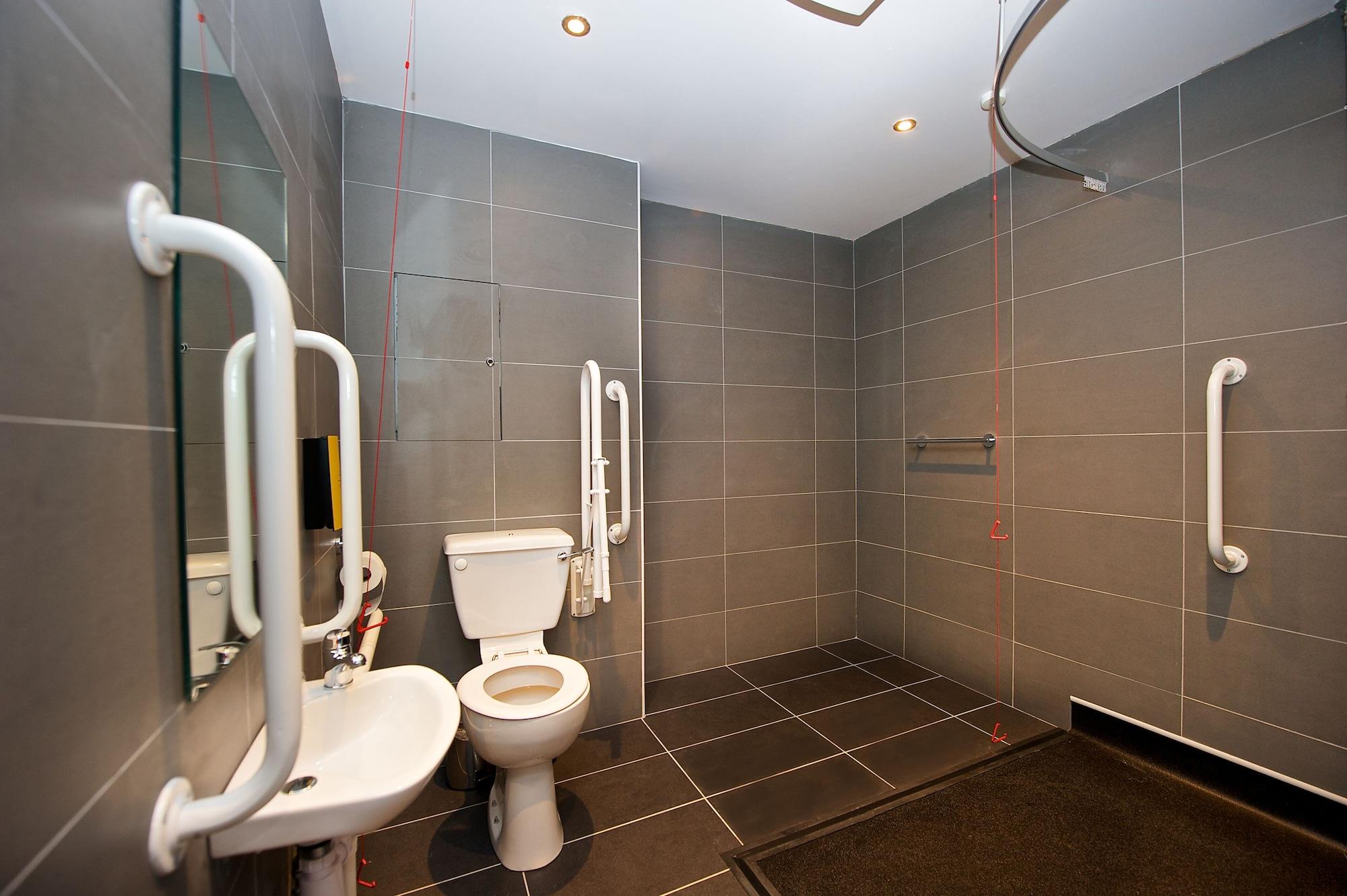 Staycity Aparthotels Birmingham City Centre エクステリア 写真